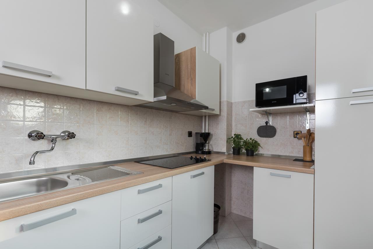 Apartments Karlo & Ivona ลาบิน ภายนอก รูปภาพ